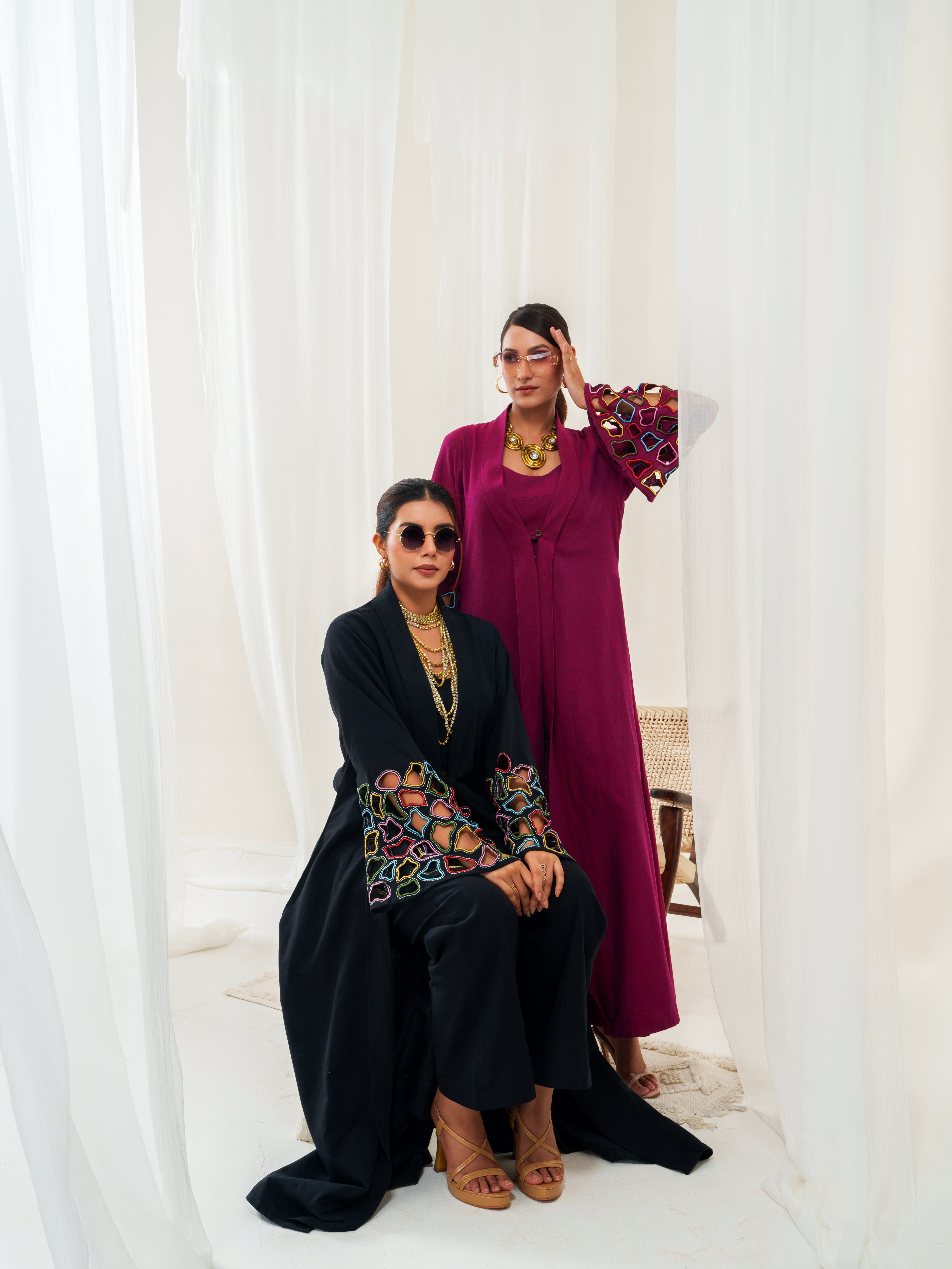 Bring the "Drama on sleeves "